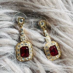 Vintage Roman Dangling Earrings with Stones